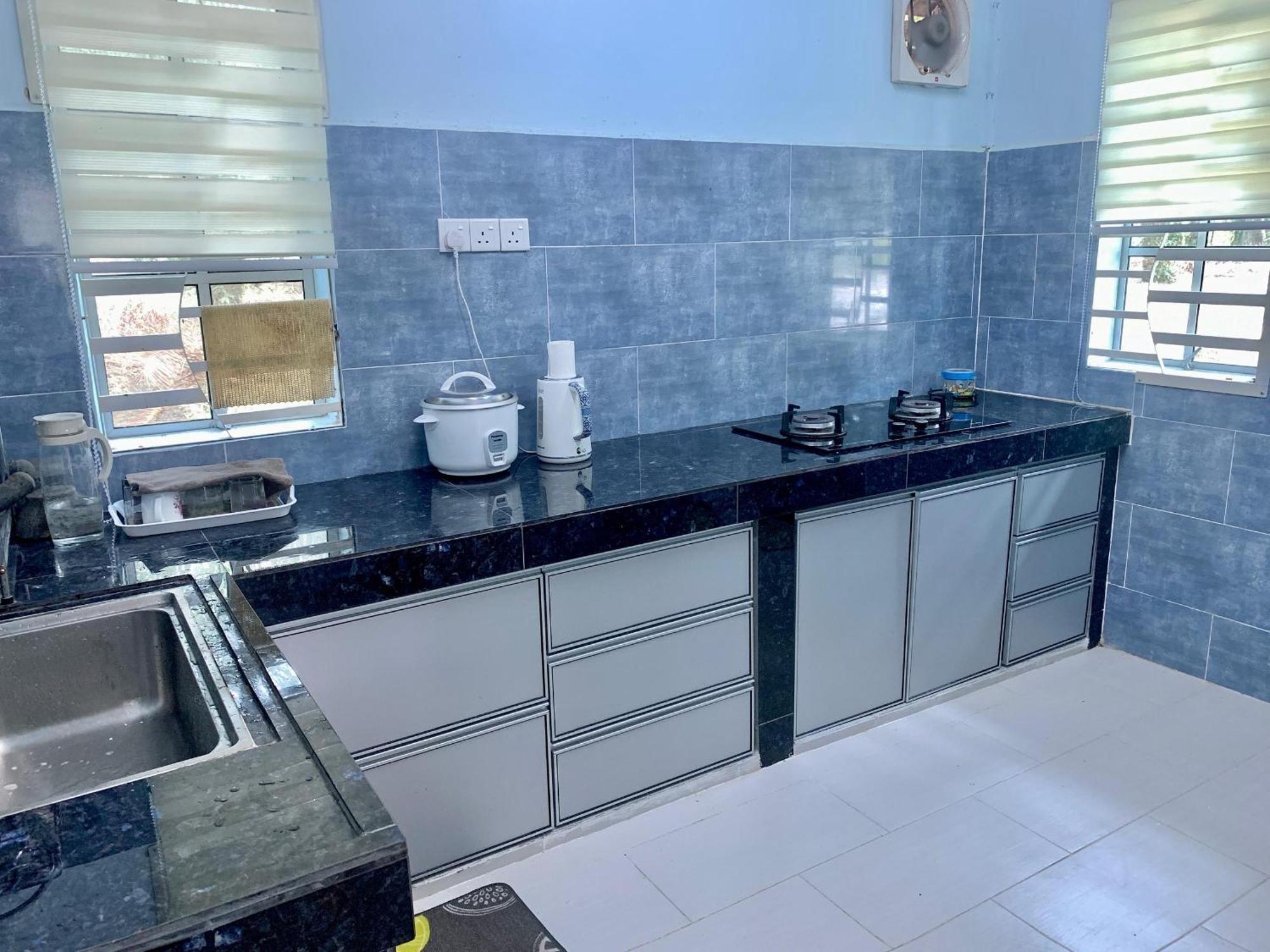 Tiara Inn Homestay 2 Tingkat Pontian Johor Pontian Besar Buitenkant foto