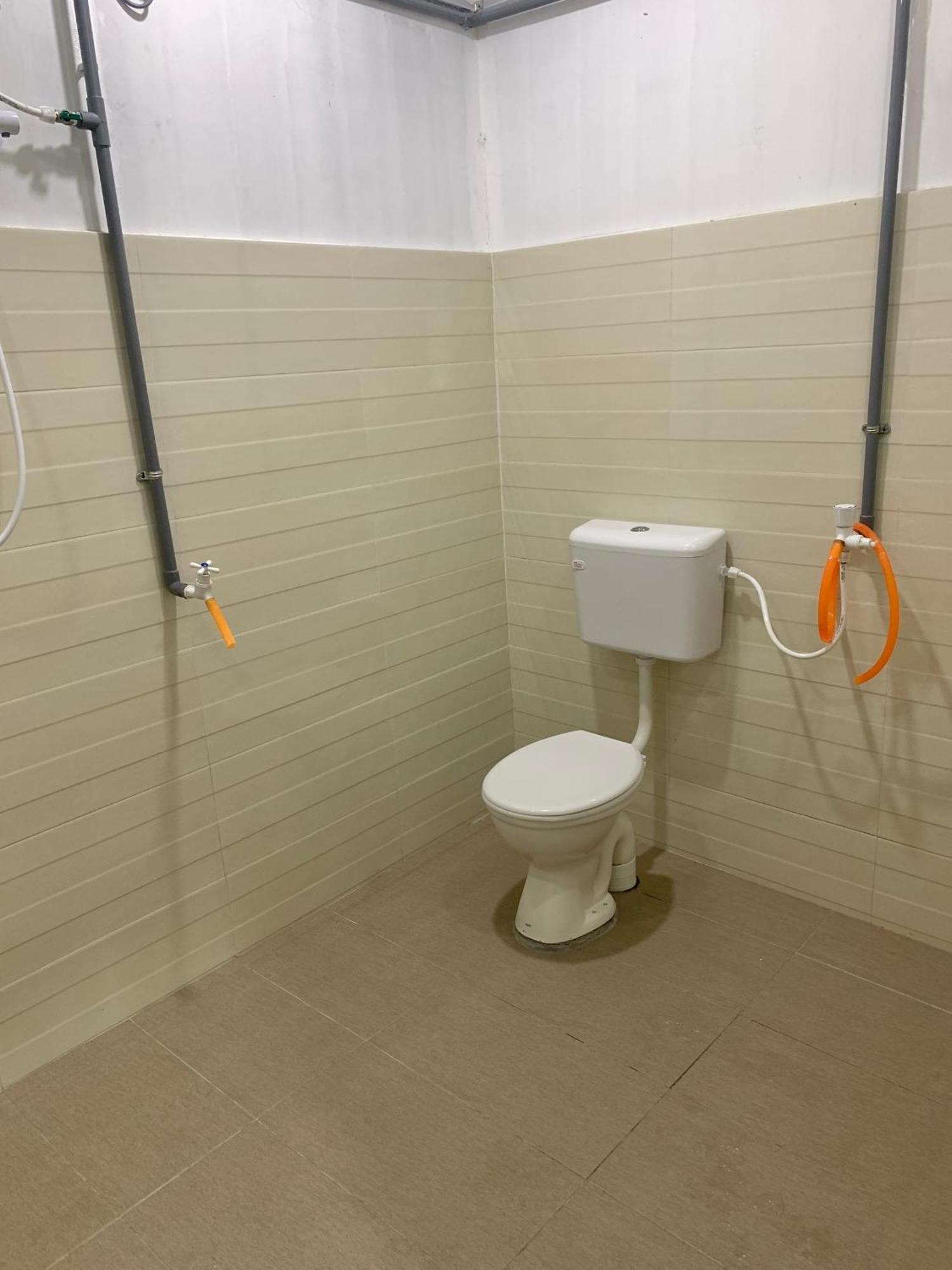 Tiara Inn Homestay 2 Tingkat Pontian Johor Pontian Besar Buitenkant foto