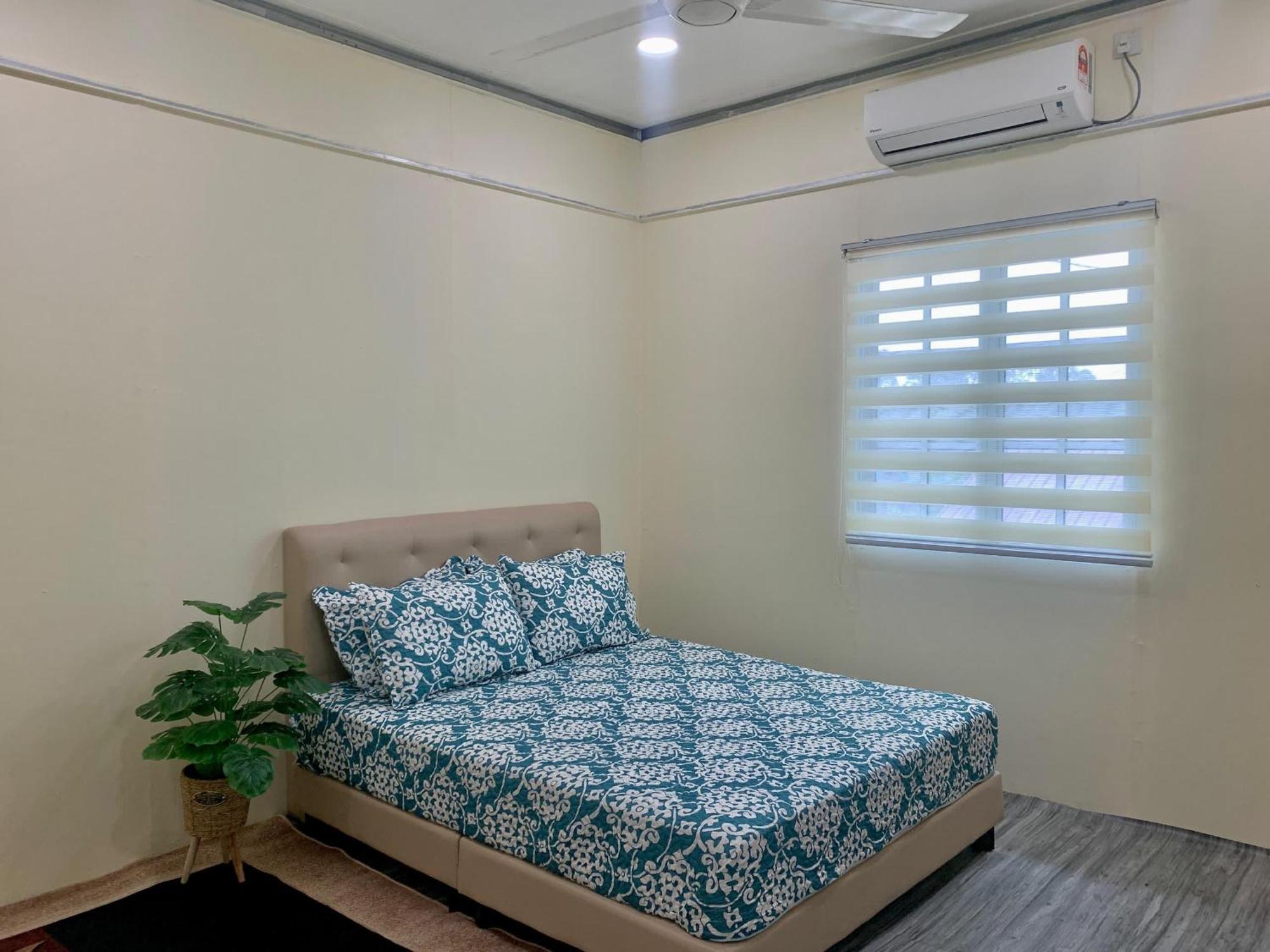 Tiara Inn Homestay 2 Tingkat Pontian Johor Pontian Besar Buitenkant foto