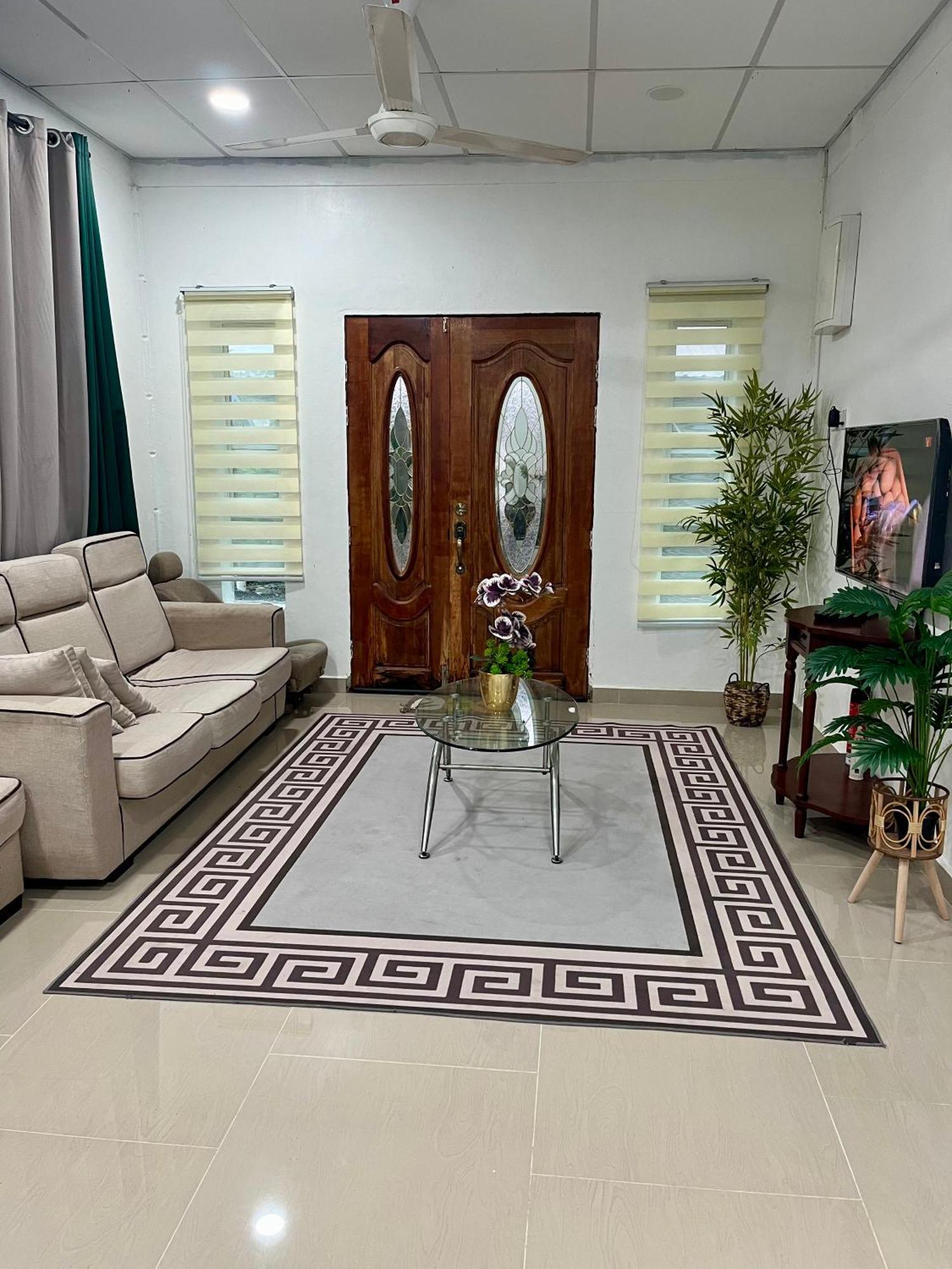 Tiara Inn Homestay 2 Tingkat Pontian Johor Pontian Besar Buitenkant foto
